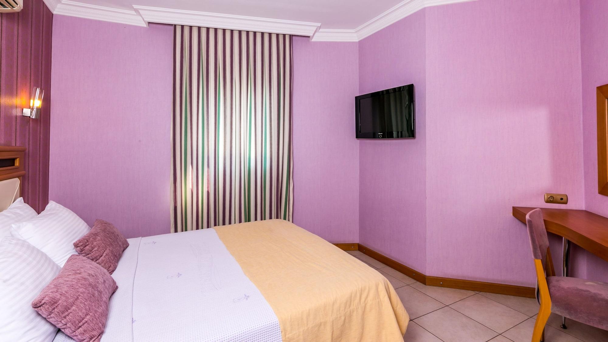 Costa Mare Suites 马尔马里斯 外观 照片