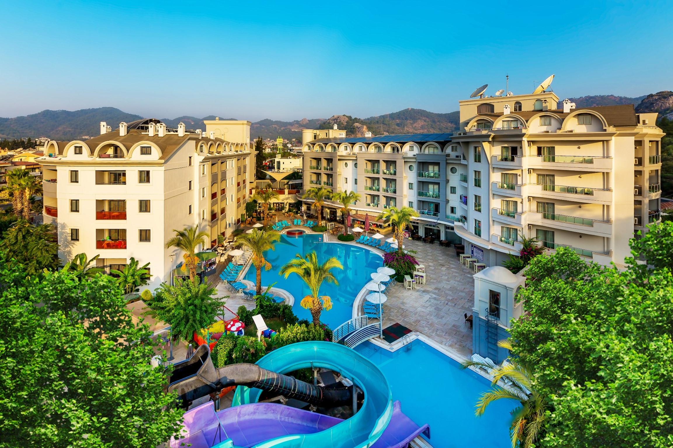 Costa Mare Suites 马尔马里斯 外观 照片